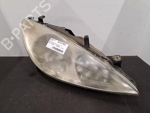 Used Right headlight PEUGEOT 307 Break (3E) 1.6 16V (109 hp) 28409318