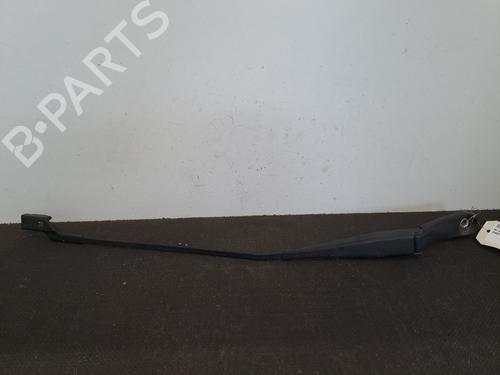 Used Front windshield wiper arm PEUGEOT 308 II (LB_, LP_, LW_, LH_, L3_) 1.2 THP 110 (110 hp) 28400913