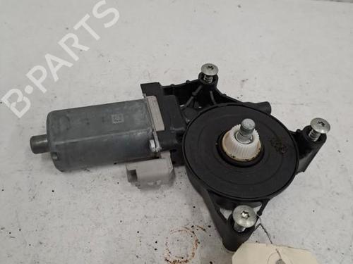 Right front window motor CITROËN C3 III (SX) 1.2 PureTech 82 | BP28393363E20 - Image 2