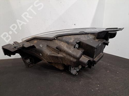 Used Right headlight Right headlight MAZDA CX-3 (DK) 2.0 SKYACTIV-G (DK5W, DK6W) (120 hp) 30493661 30493661