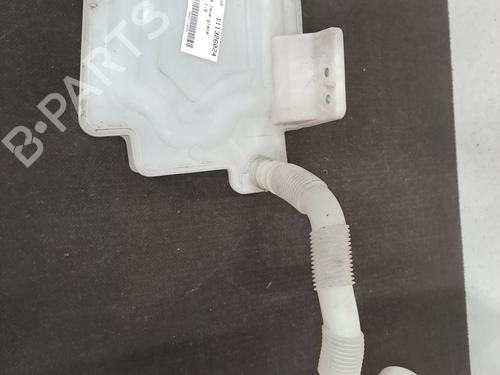 Used Windscreen washer tank VW GOLF VI (5K1) 1.6 TDI (105 hp) 29303599