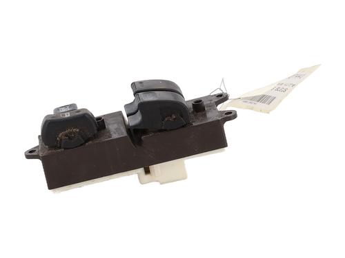 Used Left front window switch Left front window switch TOYOTA YARIS (_P1_) 1.3 (SCP12_, SCP13_, SCP12R, SCP13R) (87 hp) 31980434 31980434