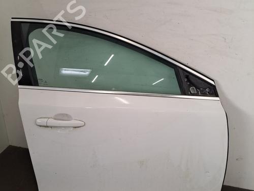 Used Right front door VOLVO V40 Hatchback (525) D2 (114 hp) 31658340