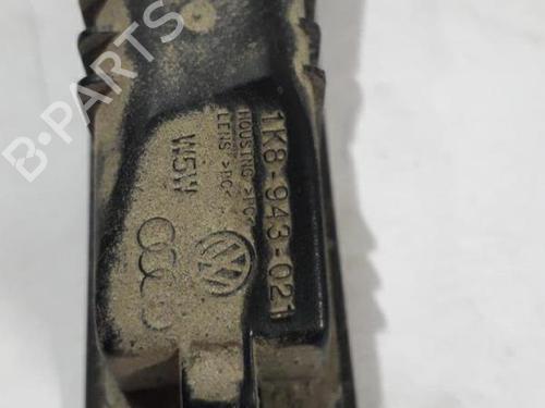Used Licence plate light VW POLO V (6R1, 6C1) 1.6 TDI (90 hp) 28399323