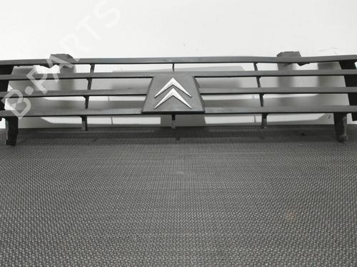 Used Grille CITROËN C15 Box Body/MPV (VD_) 1.8 D (60 hp) 28394556