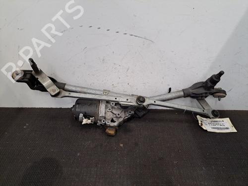 Used Front wiper motor RENAULT MEGANE III Grandtour (KZ0/1) 1.5 dCi (KZ09, KZ0D, KZ1G, KZ29, KZ14, KZ1W, KZ10, KZ1F,... (110 hp) 28404459