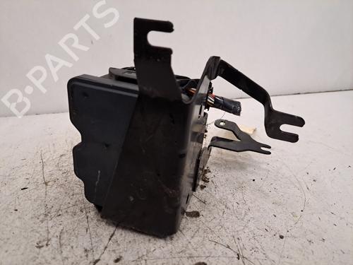 Used ABS pump ABS pump RENAULT CLIO IV (BH_) 0.9 TCe 90 (BHNF, BHMA, BHMH, BHJK, BHJR) (90 hp) 28403637 28403637