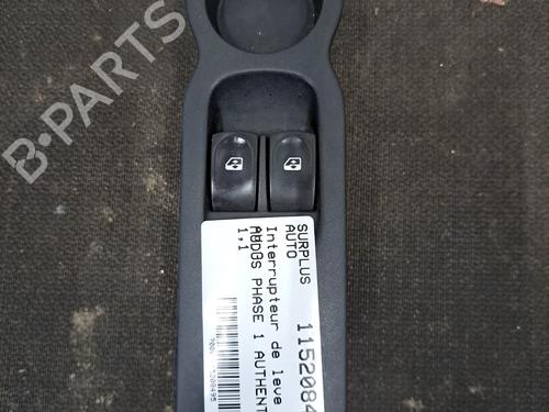 Interrupteur de vitre avant gauche RENAULT MODUS / GRAND MODUS (F/JP0_) 1.2 (JP0C, JP0K, FP0C, FP0K, FP0P, JP0P, JP0T) (75 hp) 30536099