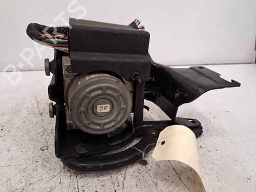 Used ABS pump ABS pump CITROËN C3 II (SC_) 1.6 BlueHDi 100 (99 hp) 28398131 28398131