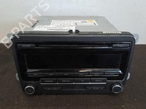 Bilradio VW GOLF VI (5K1) 1.6 TDI (105 hp) 28406568