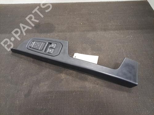 Used Left front window switch RENAULT TRAFIC III Bus (JG_) [2014-2025]  28395976