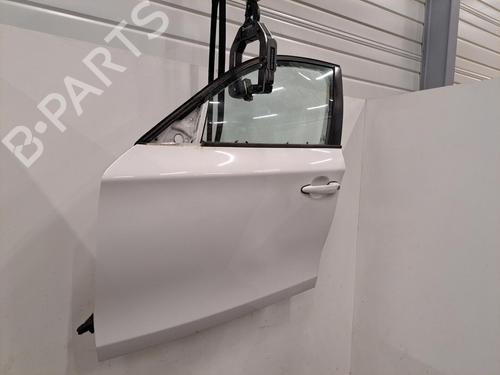 left-front-door-bmw-1-e87-2003-2004-2005-2006-2007-2008-2009-2010-2011-2012-2013-28396596 main image