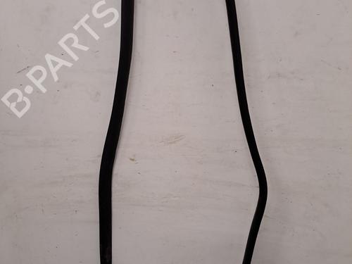 Used Rubber door seal RENAULT MEGANE IV Hatchback (B9A/M/N_) 1.3 TCe 140 (B9NB) (140 hp) 28390361