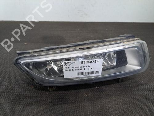 Højre Foran Tågelygte VW POLO V (6R1, 6C1) 1.6 TDI (90 hp) 28401519