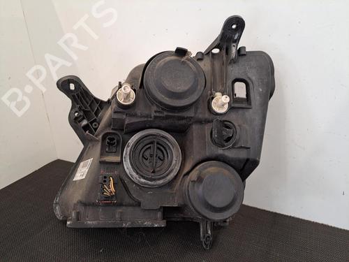 Used Right headlight Right headlight OPEL MERIVA A MPV (X03) 1.8 (E75) (125 hp) 28402795 28402795