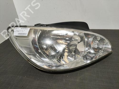 Used Right headlight HYUNDAI GETZ (TB) 1.5 CRDi (88 hp) 28405048