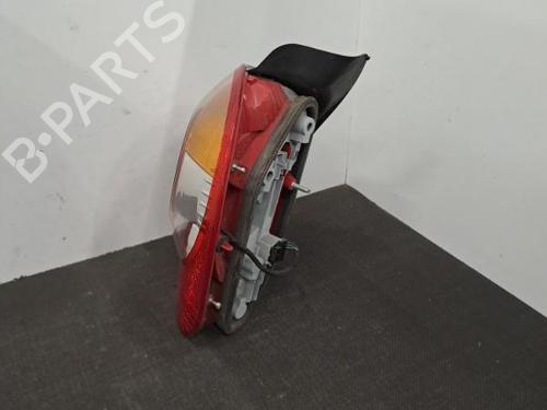Used Right taillight Right taillight RENAULT MODUS / GRAND MODUS (F/JP0_) 1.5 dCi (FP0D, JP0D) (82 hp) 28401985 28401985