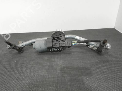 Front wiper motor PEUGEOT 208 I (CA_, CC_) 1.4 HDi | BP28405692M29