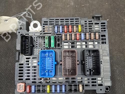 Used Fuse box CITROËN C4 II (NC_) 1.6 BlueHDi 120 (120 hp) 30619085