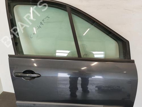 Used Right front door RENAULT SCÉNIC II (JM0/1_) 1.9 dCi (JM0G, JM12, JM1G, JM2C) (120 hp) 28405022