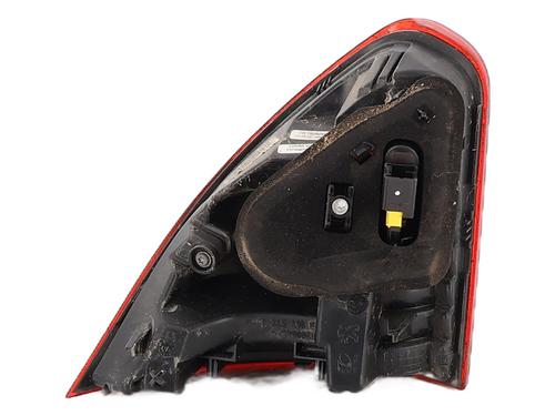 Used Right tailgate light Right tailgate light PEUGEOT 2008 I (CU_) 1.2 THP 110 / PureTech 110 (110 hp) 31586650 31586650