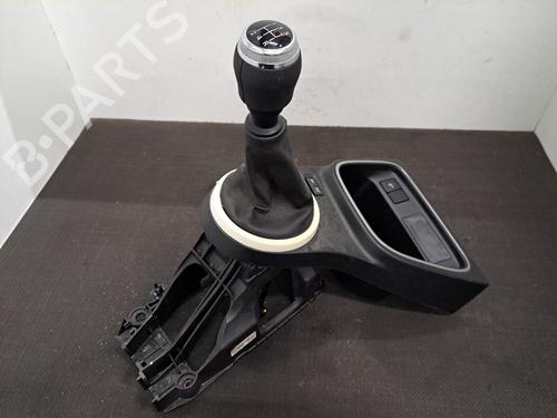 Used Gear lever RENAULT TWINGO III (BCM_, BCA_) 1.0 SCe 75 (73 hp) 28407235