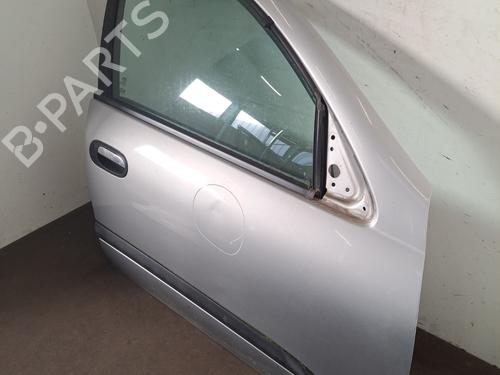 right-front-door-nissan-almera-ii-hatchback-n16-2000-33044320 main image