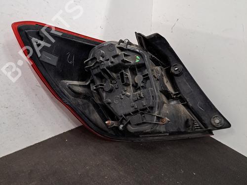Used Right taillight Right taillight 30107732 30107732