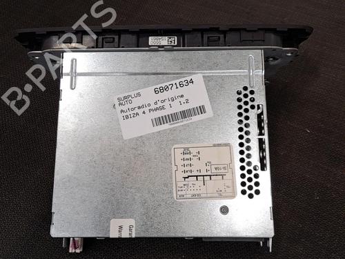 Used Radio SEAT IBIZA IV (6J5, 6P1) 1.2 TDI (75 hp) 28408437
