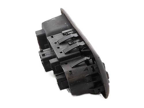 Used Left front window switch Left front window switch PEUGEOT 5008 (0U_, 0E_) 1.6 HDi (114 hp) 32745252 32745252