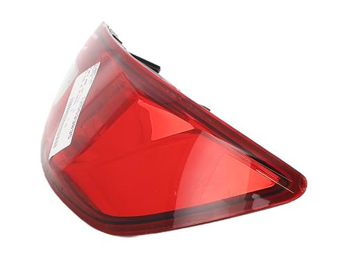 right-taillight-renault-clio-iv-bh_-2012-2013-2014-2015-2016-2017-2018-2019-2020-2021-35926092 main image