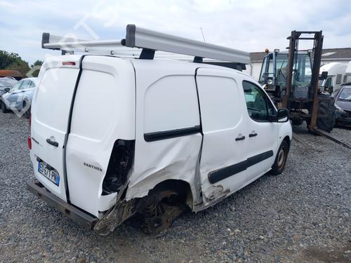 Fuse box PEUGEOT PARTNER Box Body/MPV 1.6 HDi | BP39631075E1 - Image 8