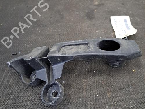 Used Rear bumper bracket CITROËN C3 III (SX) 1.5 BlueHDi 100 (SXYHYP, SXYHTU) (102 hp) 30176949