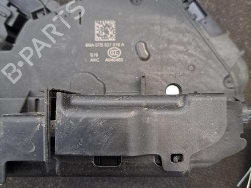 front-right-lock-vw-touran-5t1-2015-28407023 main image