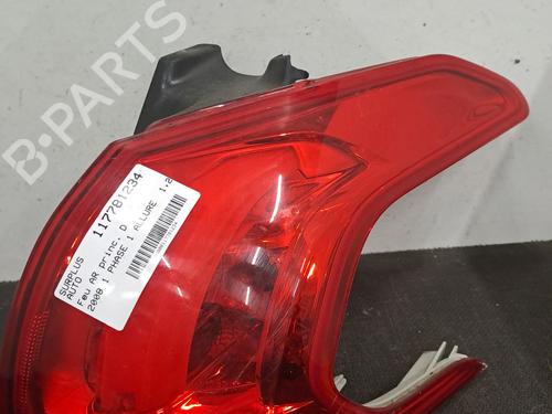 Used Right taillight PEUGEOT 2008 I (CU_) 1.2 THP 110 / PureTech 110 (110 hp) 31091044