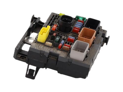 Used Fuse box Fuse box 36760777 36760777