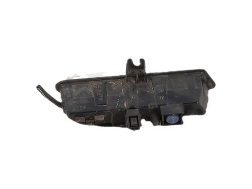 Used Left daytime light Left daytime light 37195442 37195442