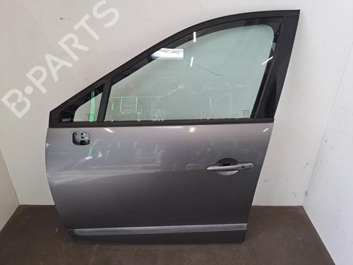 Used Left front door RENAULT SCÉNIC III (JZ0/1_) 1.6 dCi (JZ00, JZ12) (130 hp) 29072226