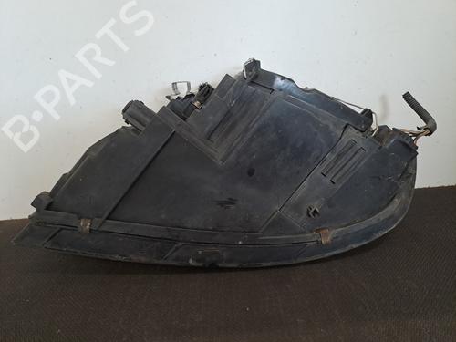 Right headlight VOLVO V50 (545) 2.0 D | BP28406557C29 