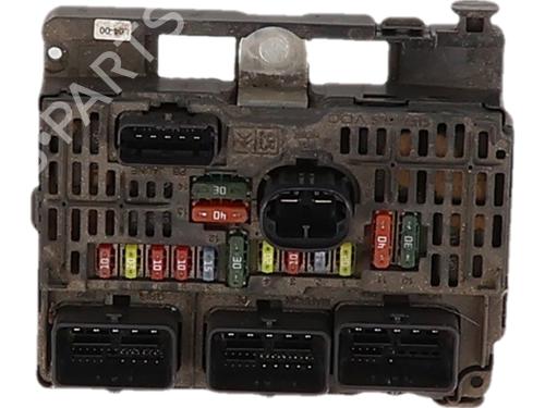 Fuse box CITROËN C4 I (LC_) 2.0 HDi | BP37190399E1 - Image 4