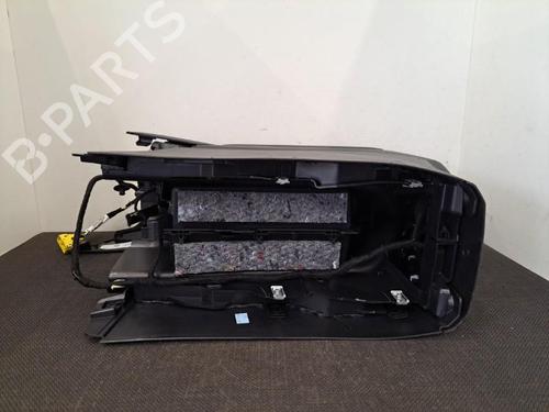 Used Middle console Middle console PEUGEOT 3008 II SUV (MC_, MR_, MJ_, M4_) 1.5 BlueHDi 130 (131 hp) 28393377 28393377