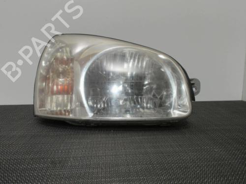 Used Right headlight HYUNDAI SANTA FÉ I (SM) 2.0 CRDi 4x4 (125 hp) 28394488