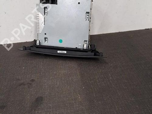 Used Radio RENAULT LAGUNA III (BT0/1) 1.5 dCi (BT00, BT0A, BT0T, BT1J) (110 hp) 28396440