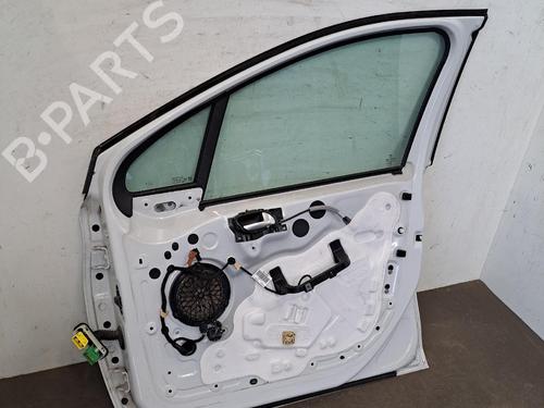 Dør højre fortil Dør højre fortil PEUGEOT 208 I (CA_, CC_) 1.6 VTi (120 hp) 37201458 37201458