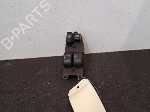 Used Left front window switch TOYOTA YARIS (_P1_) 1.0 (SCP10_, SCP10R) (65 hp) 28389342