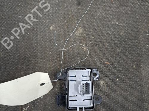 Used Switch Switch RENAULT LAGUNA III (BT0/1) 2.0 dCi (BT07, BT0J, BT14, BT1A, BT1S) (131 hp) 30161541 30161541
