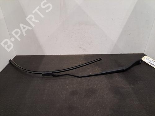 front-windshield-wiper-arm-renault-clio-v-b7_-2019-28398006 main image