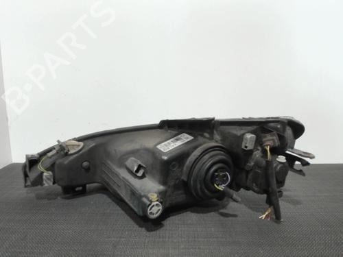 Used Right headlight PEUGEOT 206 Hatchback (2A/C) 1.4 i (75 hp) 28405401
