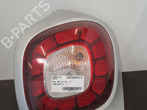 Høyre baklys SMART FORFOUR Hatchback (453) 1.0 (453.042, 453.043) (71 hp) 28389443