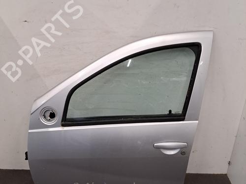 Porta anteriore sinistra DACIA DUSTER (HS_) 1.5 dCi (86 hp) 31858028